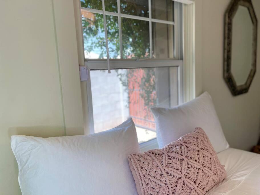 Quaint Historic Cottage In Downtown Phoenix Bagian luar foto
